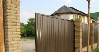 Купить откатные ворота из профнастила Видное, цена от 1760 руб.